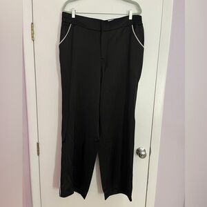 Simply Vera Vera Wang Black Pants with White piping *pockets*